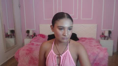 Snapshot of bellasky4 chatting on November 27, 12:18 pm Bella online show from November 27, 12:18 pm