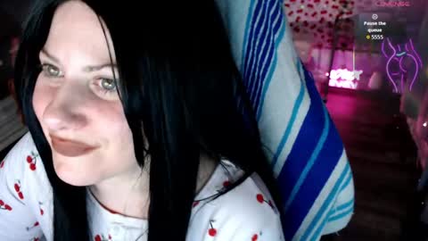 Snapshot of bellastar84 chatting on May 31, 9:38 am Starr40 online show from May 31, 9:38 am