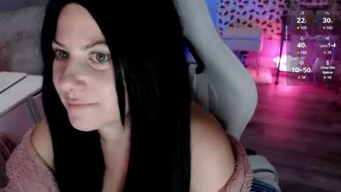 Snapshot of bellastar84 chatting on July 23, 8:34 am Starr40 online show from July 23, 8:34 am