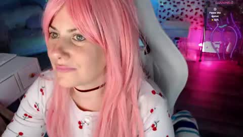 Snapshot of bellastar84 chatting on July 28, 11:05 am Starr40 online show from July 28, 11:05 am