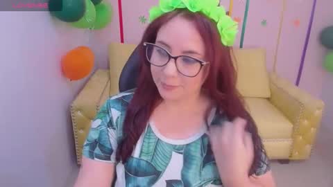 Bella online show from March 17, 2:42 pm