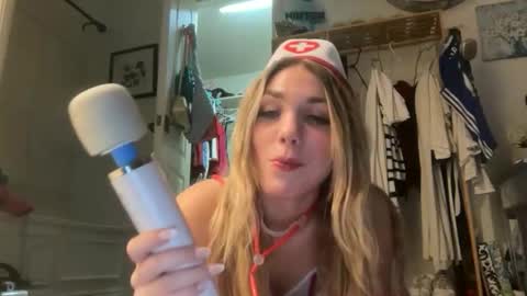 Bella 3 online show from May 3, 5:46 am