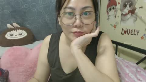 Snapshot of bellbabe chatting on January 10, 9:02 am Bella online show from January 10, 9:02 am