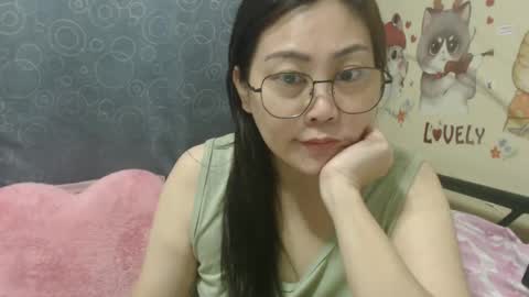 Snapshot of bellbabe chatting on January 18, 2:47 am Bella online show from January 18, 2:47 am