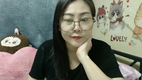 Snapshot of bellbabe chatting on January 31, 11:24 am Bella online show from January 31, 11:24 am