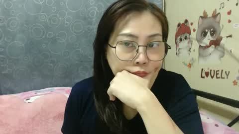 Snapshot of bellbabe chatting on March 8, 1:14 pm Bella online show from March 8, 1:14 pm