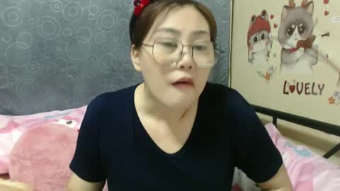 Snapshot of bellbabe chatting on March 8, 7:31 pm Bella online show from March 8, 7:31 pm