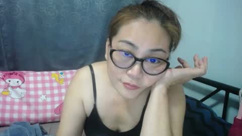 Snapshot of bellbabe chatting on July 30, 6:56 am Bella online show from July 30, 6:56 am