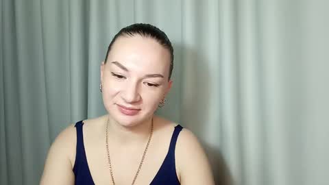 Snapshot of belle_fiesta chatting on February 11, 8:14 pm belle_fiesta online show from February 11, 8:14 pm