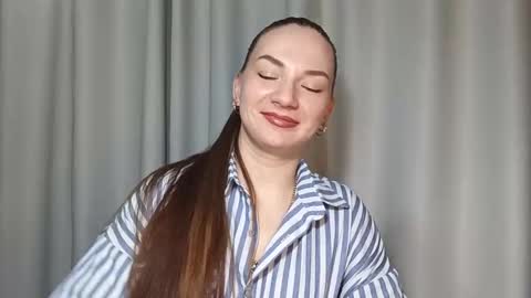 Snapshot of belle_fiesta chatting on February 25, 10:19 pm belle_fiesta online show from February 25, 10:19 pm