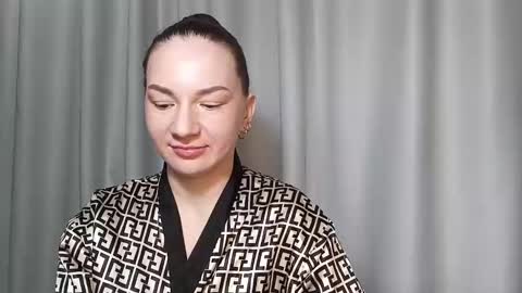 Snapshot of belle_fiesta chatting on March 1, 8:44 pm belle_fiesta online show from March 1, 8:44 pm