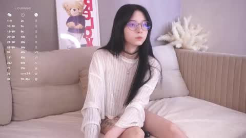 Snapshot of belle_phine chatting on May 7, 6:52 am Bea online show from May 7, 6:52 am