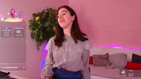 Bella online show from September 10, 3:56 pm