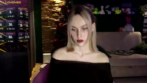 Belle online show from January 11, 10:15 pm