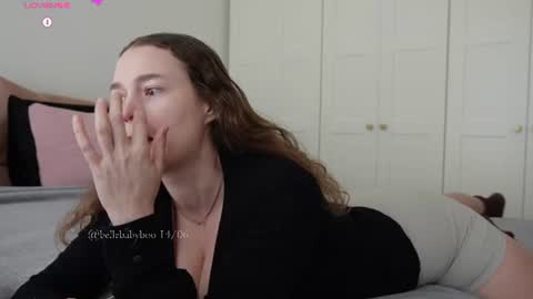 Snapshot of bellebabyboo chatting on June 14, 2:57 am BELLE online show from June 14, 2:57 am