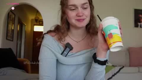 BELLE   online show from July 25, 4:43 am