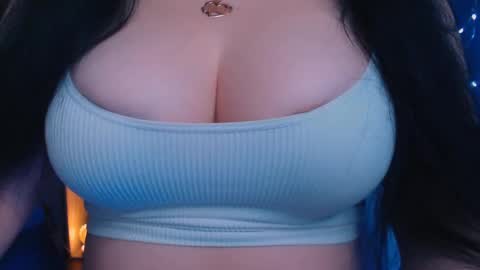 Hello I am kind friendly and cute girl online show from December 23, 6:27 pm