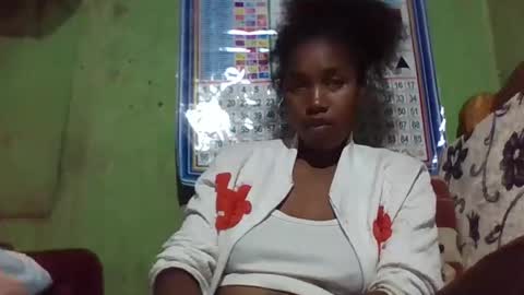 Snapshot of bellemiahxx chatting on March 12, 8:09 am bellemiahXx online show from March 12, 8:09 am