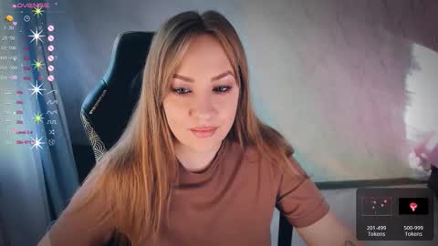 Your Annabelle Wolf  online show from October 6, 12:02 pm