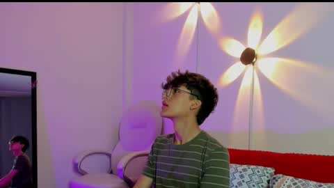 Neon online show from September 17, 11:01 am