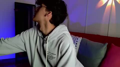 Neon online show from September 29, 11:26 am