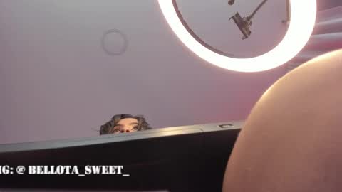  Bella  online show from December 23, 1:40 am