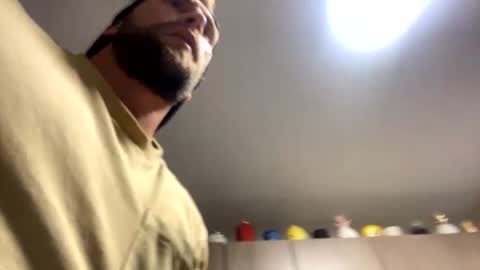 Snapshot of bellsy122 chatting on September 25, 9:24 am Bellsy online show from September 25, 9:24 am