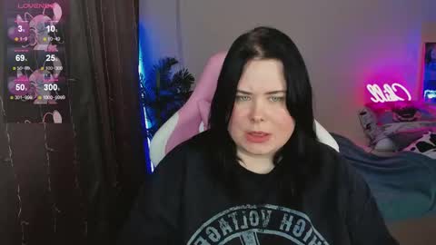 LinaBoo online show from November 26, 4:57 am