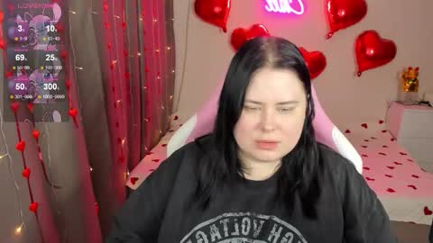 LinaBoo online show from February 14, 7:16 am