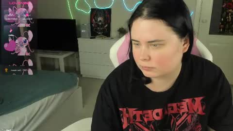 Snapshot of bellybooxo chatting on July 28, 12:48 pm LinaBoo online show from July 28, 12:48 pm