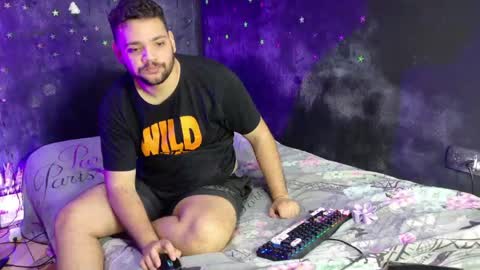 Your New Girlfriend online show from June 9, 2:12 am
