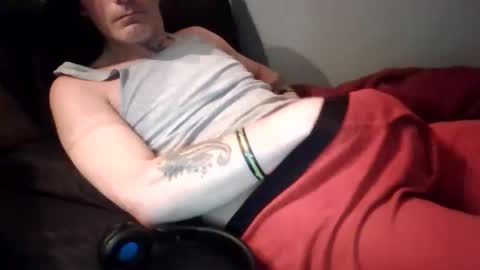 Snapshot of belowmybelt chatting on June 9, 7:31 am belowmybelt online show from June 9, 7:31 am