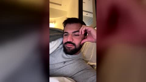 Snapshot of belrevee chatting on March 6, 12:01 pm Baba muscle gay uncut bigass anal man men straight Bi online show from March 6, 12:01 pm