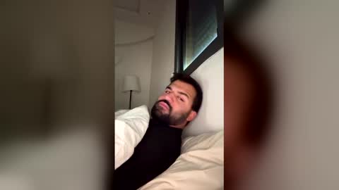 Snapshot of belrevee chatting on March 20, 8:52 am Baba muscle gay uncut bigass anal man men straight Bi online show from March 20, 8:52 am