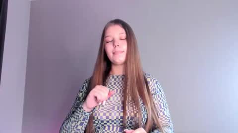 Snapshot of belvaballa chatting on November 19, 1:33 pm Kate online show from November 19, 1:33 pm