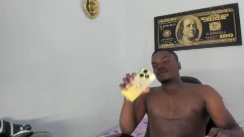 Snapshot of ben_castro chatting on April 22, 8:54 pm ben online show from April 22, 8:54 pm