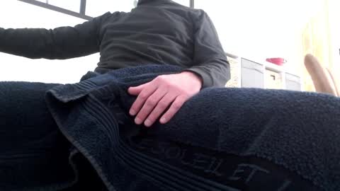 Snapshot of bencobra chatting on January 7, 10:01 am bencobra online show from January 7, 10:01 am