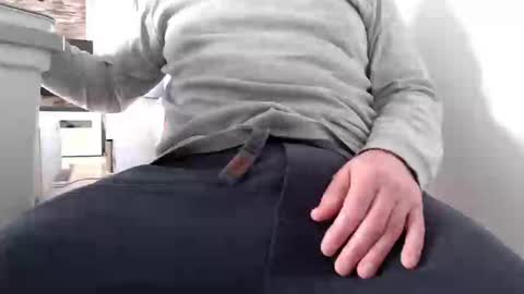 Snapshot of bencobra chatting on March 11, 7:48 am bencobra online show from March 11, 7:48 am