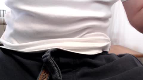 Snapshot of bencobra chatting on September 15, 6:57 am bencobra online show from September 15, 6:57 am