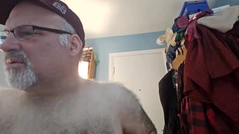 Bendavewill online show from May 3, 5:35 am
