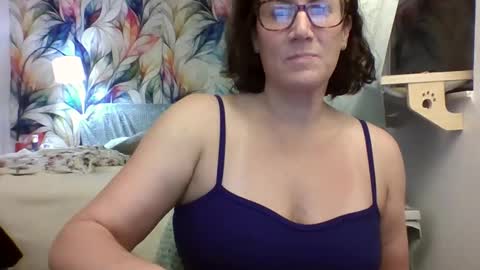 Becky online show from February 11, 3:44 am