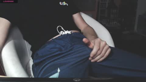 benijamin online show from February 10, 11:45 pm