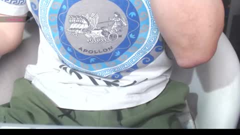 Snapshot of benijamin chatting on January 11, 9:42 pm benijamin online show from January 11, 9:42 pm