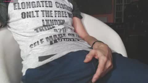 Snapshot of benijamin chatting on March 24, 9:53 pm benijamin online show from March 24, 9:53 pm
