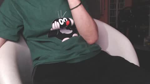 Snapshot of benijamin chatting on June 8, 9:04 pm benijamin online show from June 8, 9:04 pm