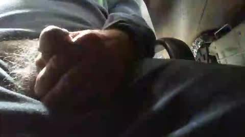 Snapshot of beninoam75 chatting on February 14, 10:23 am beninoam75 online show from February 14, 10:23 am