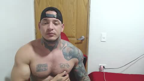 benjamin_isaac online show from March 1, 12:23 am