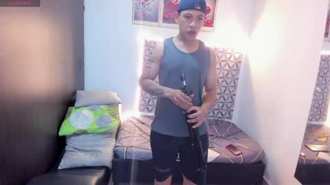 Snapshot of benjamin_lichx chatting on June 6, 3:00 am Benjamin online show from June 6, 3:00 am