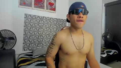 Snapshot of benjamin_lichx chatting on June 9, 3:23 pm Benjamin online show from June 9, 3:23 pm