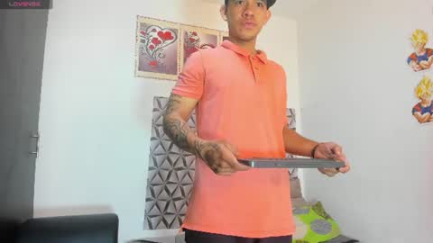 Snapshot of benjamin_lichx chatting on June 18, 12:42 pm Benjamin online show from June 18, 12:42 pm